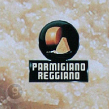 Journey into Parimgiano-Reggiano cheese - MODENA